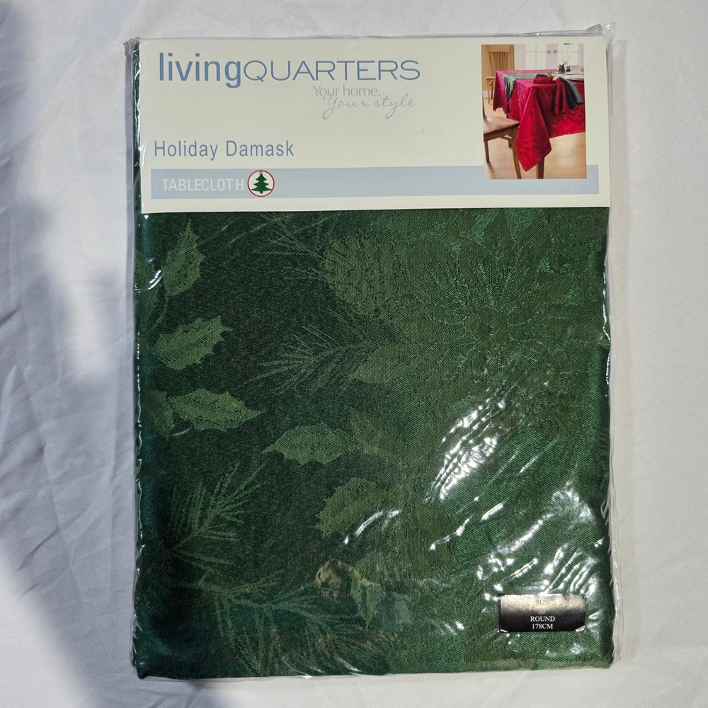 LivingQuarters Holiday Damask Tablecloth Green Round 70in Christmas Holly Pine